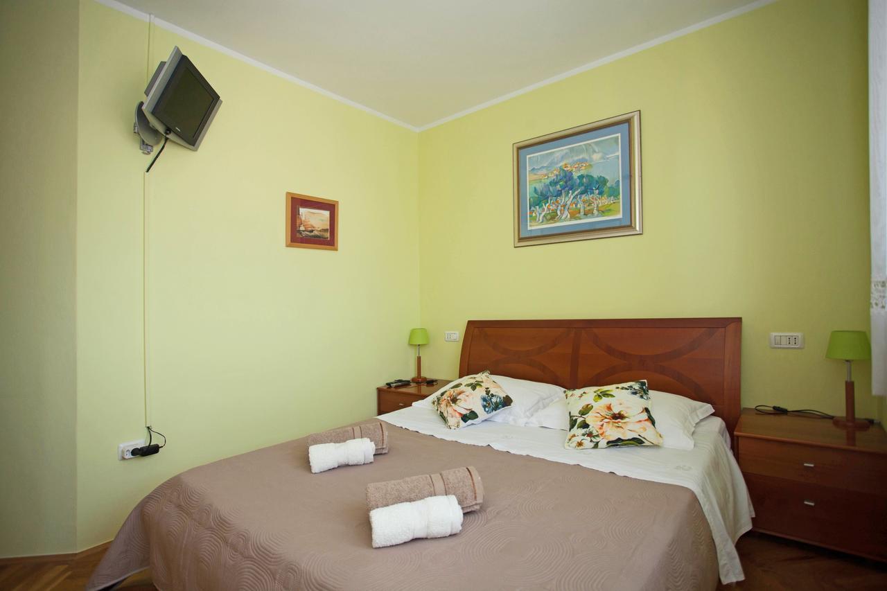 Apartment Pia Rovinj Exteriör bild