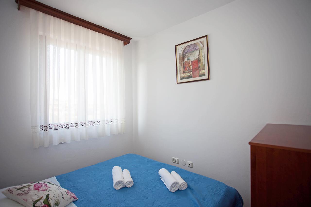 Apartment Pia Rovinj Exteriör bild