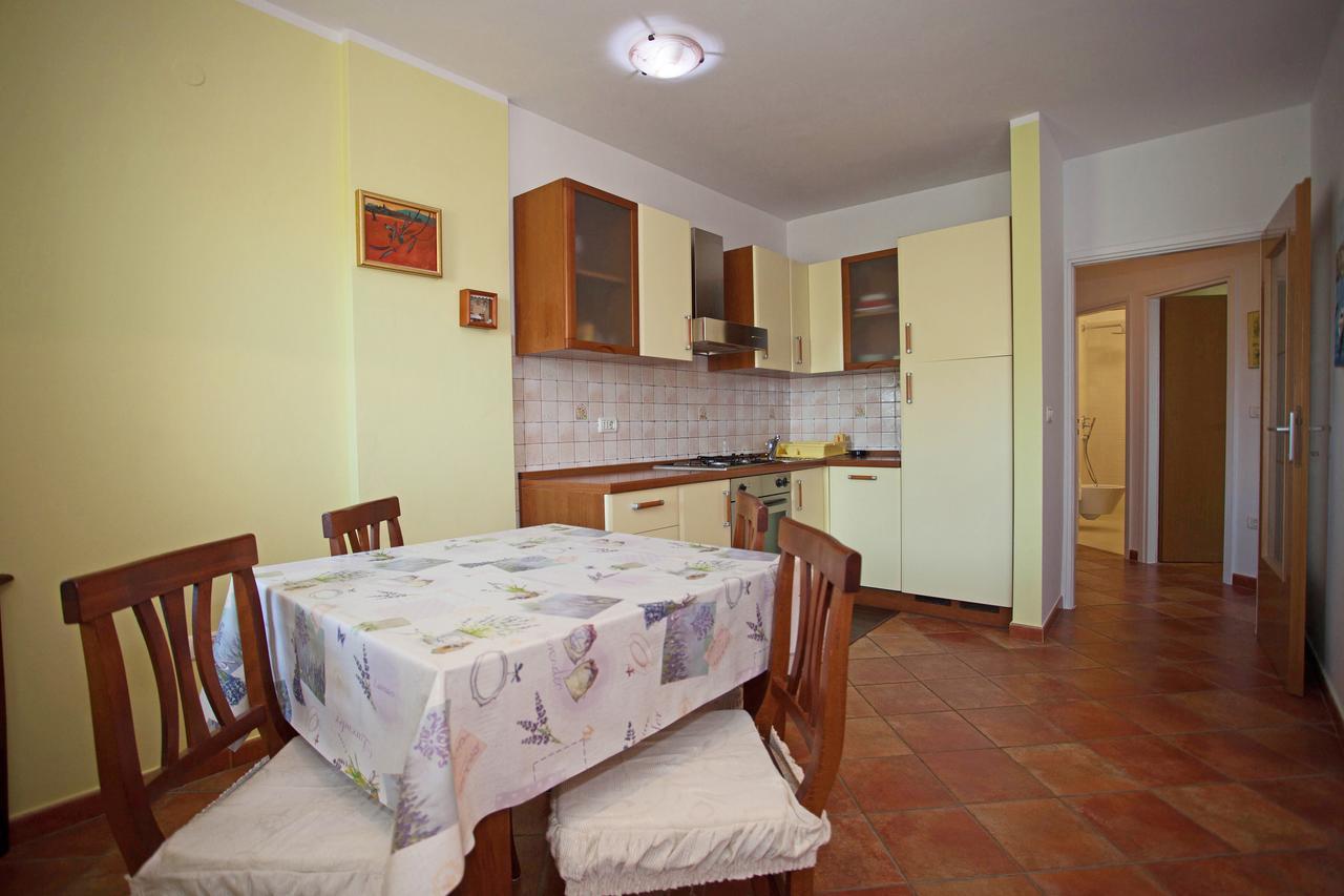 Apartment Pia Rovinj Exteriör bild